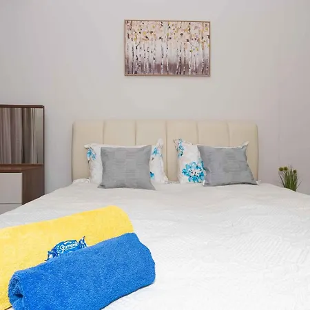 Burgas Residence 610 *